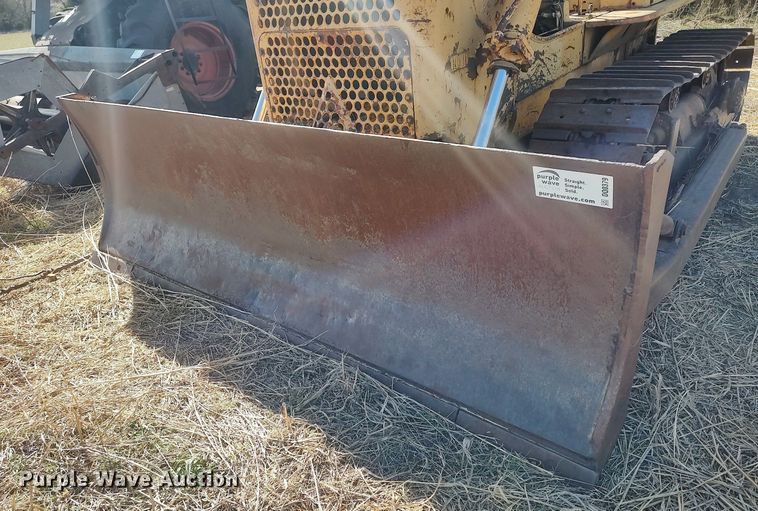 image for item DQ0379 Allis Chalmers  dozer