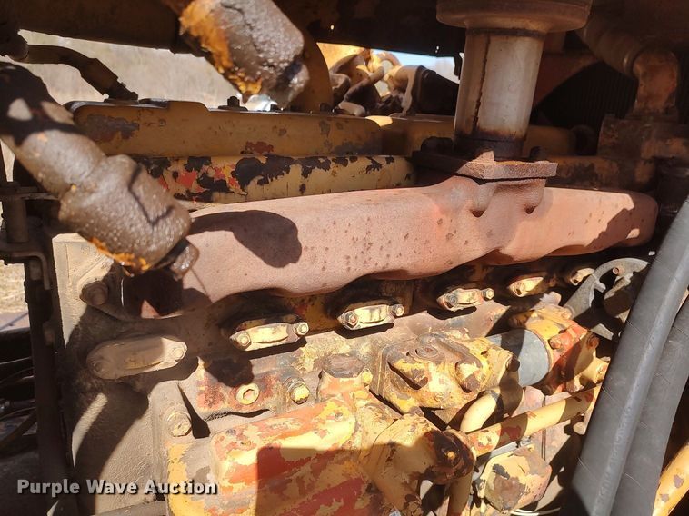 image for item DQ0379 Allis Chalmers  dozer