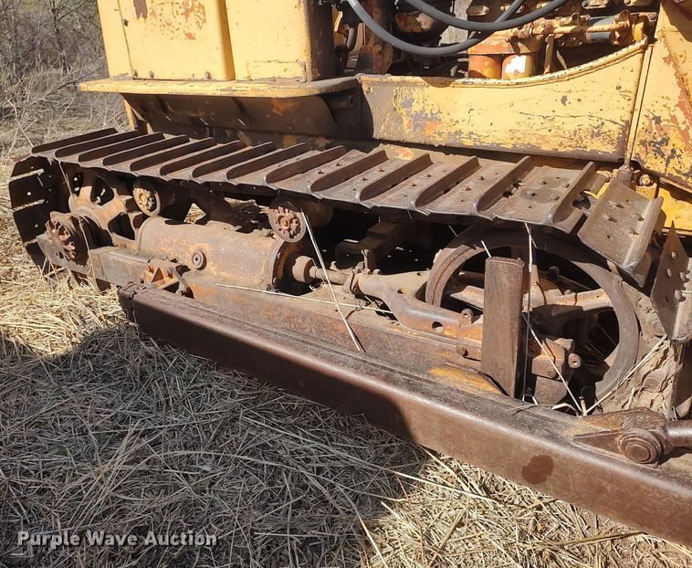 image for item DQ0379 Allis Chalmers  dozer