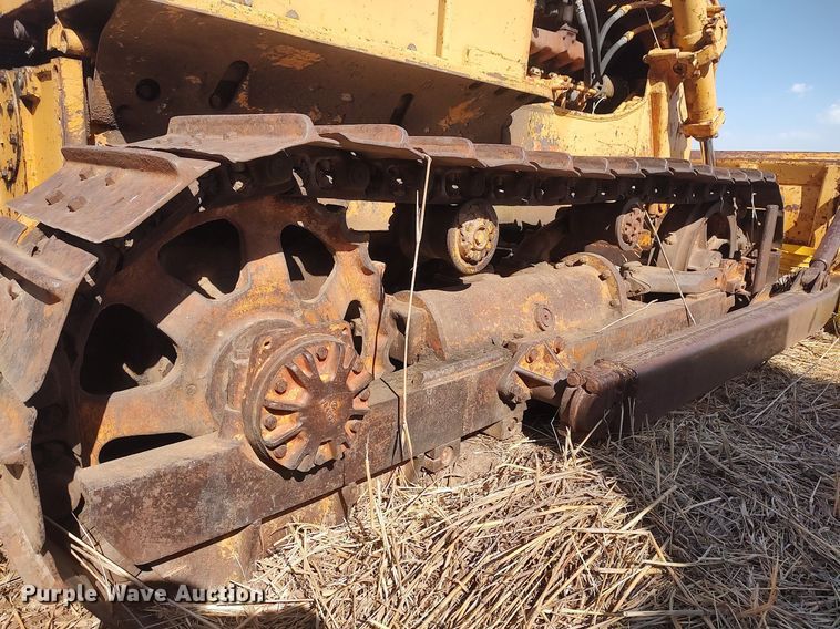 image for item DQ0379 Allis Chalmers  dozer
