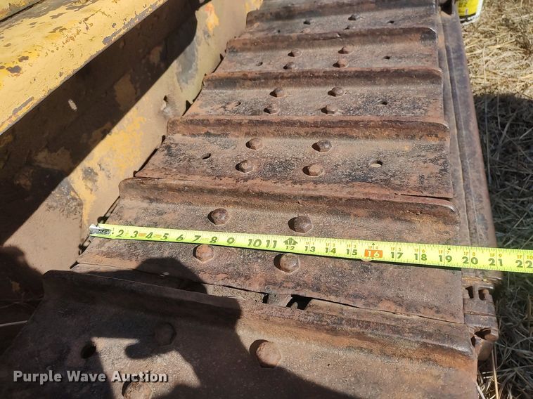 image for item DQ0379 Allis Chalmers  dozer