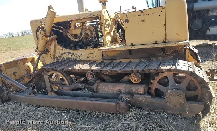 image for item DQ0379 Allis Chalmers  dozer