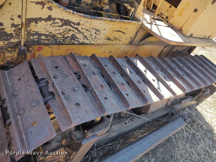 image for item DQ0379 Allis Chalmers  dozer