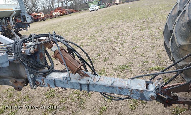 image for item DQ0381 CrustBuster 3400 DD45X8  grain drill