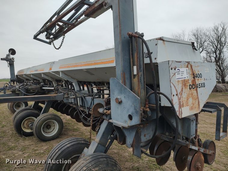 image for item DQ0381 CrustBuster 3400 DD45X8  grain drill
