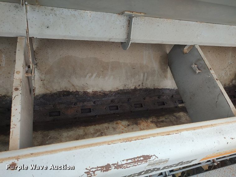 image for item DQ0381 CrustBuster 3400 DD45X8  grain drill