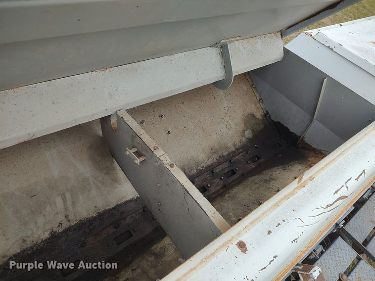 image for item DQ0381 CrustBuster 3400 DD45X8  grain drill