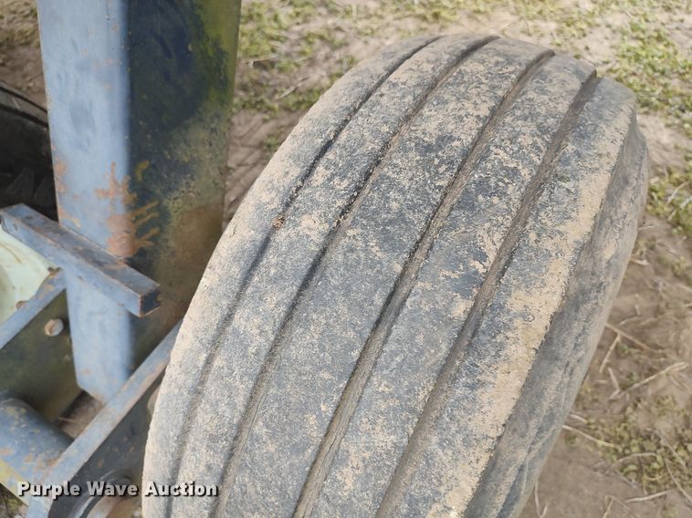 image for item DQ0381 CrustBuster 3400 DD45X8  grain drill