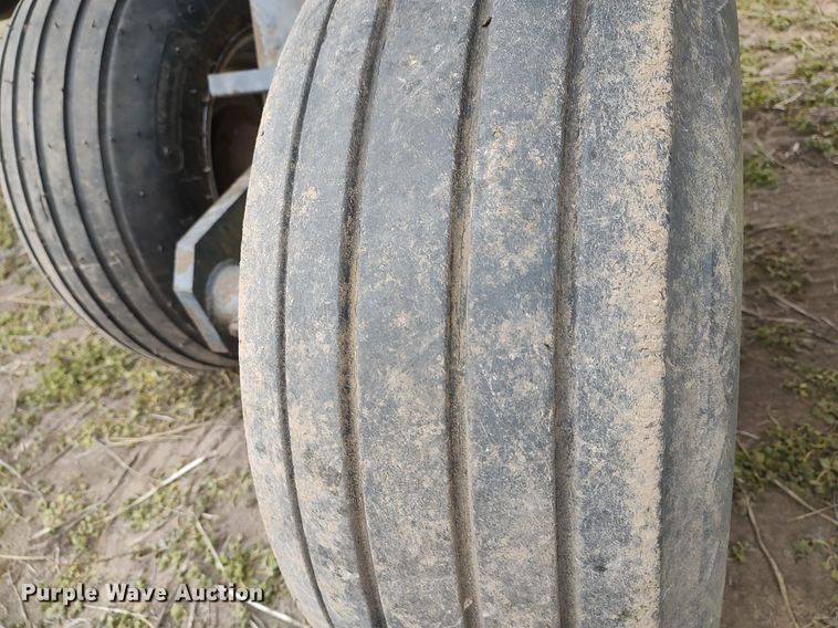 image for item DQ0381 CrustBuster 3400 DD45X8  grain drill