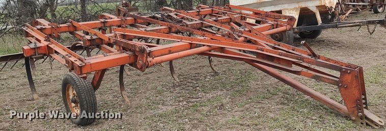 image for item DQ0382 Chisel