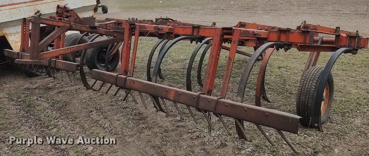 image for item DQ0382 Chisel