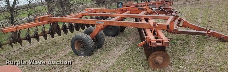 image for item DQ0383 Miller  off-set disk