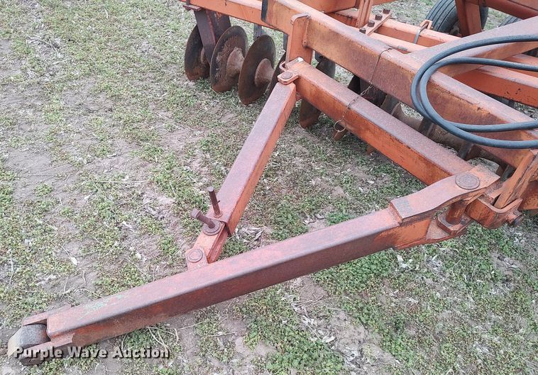 image for item DQ0383 Miller  off-set disk