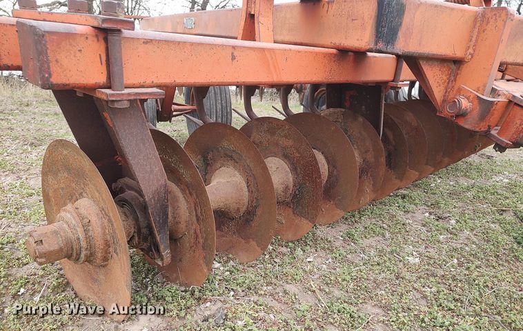 image for item DQ0383 Miller  off-set disk