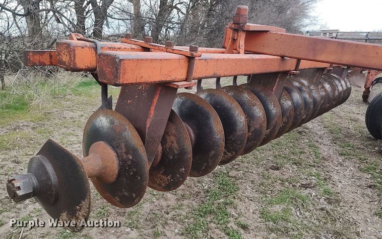 image for item DQ0383 Miller  off-set disk