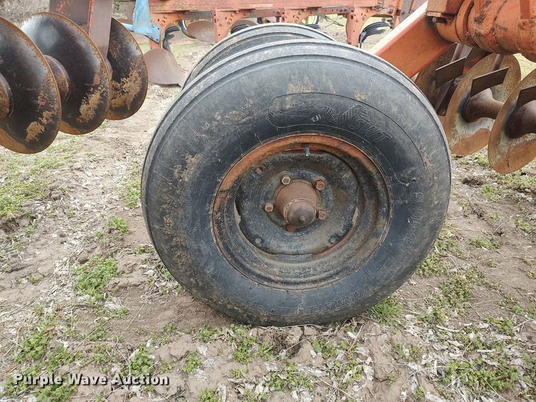 image for item DQ0383 Miller  off-set disk