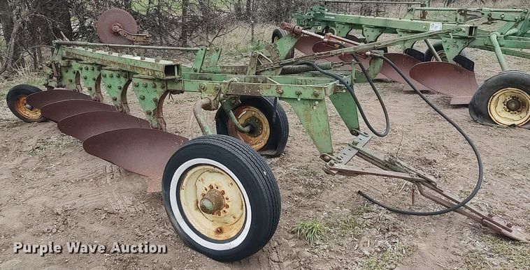 image for item DQ0384 John Deere  four bottom plow