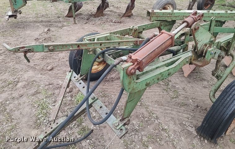 image for item DQ0384 John Deere  four bottom plow