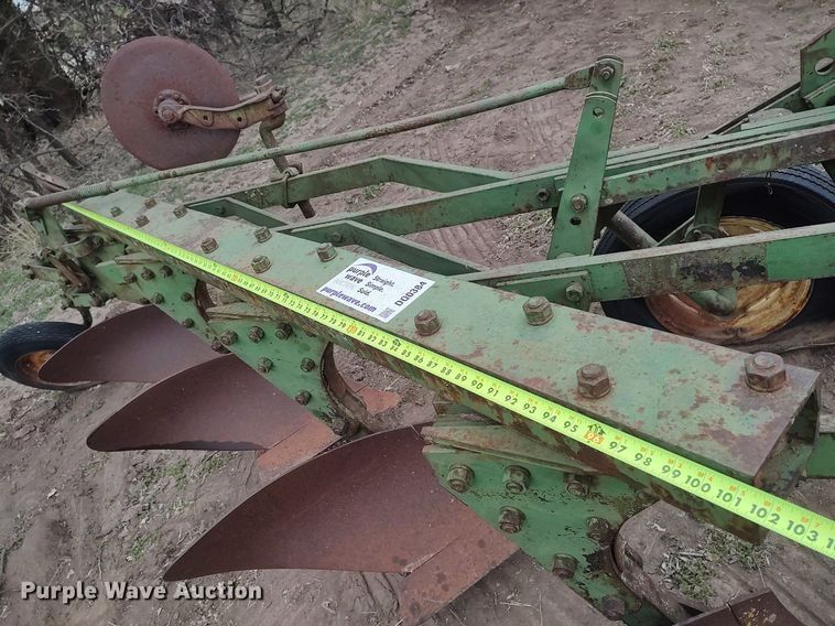 image for item DQ0384 John Deere  four bottom plow
