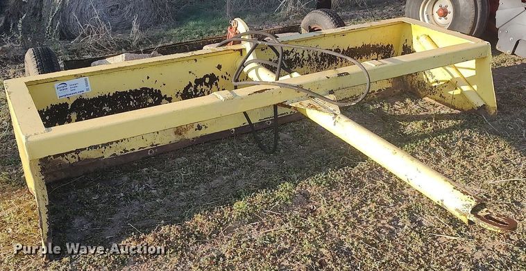 image for item DQ0385 10' W box blade