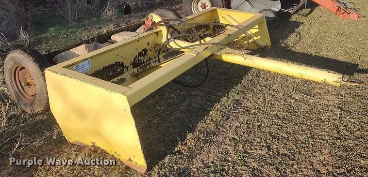 image for item DQ0385 10' W box blade