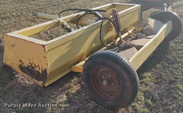 image for item DQ0385 10' W box blade