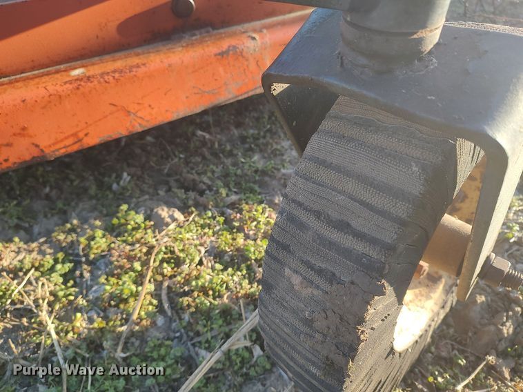 image for item DQ0387 Rotary mower