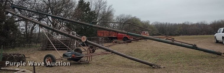 image for item DQ0388 (2) grain augers