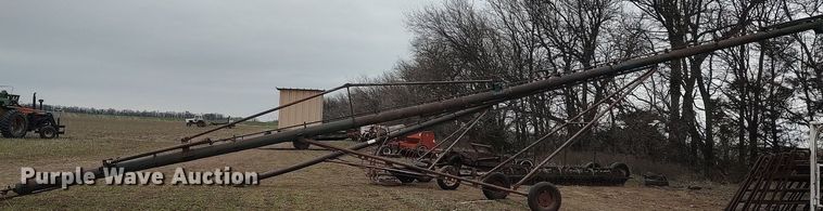 image for item DQ0388 (2) grain augers