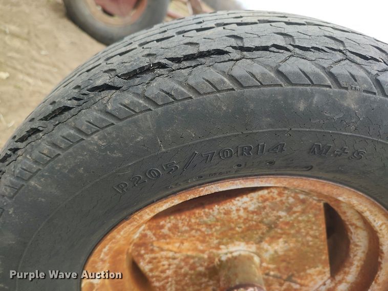 image for item DQ0388 (2) grain augers