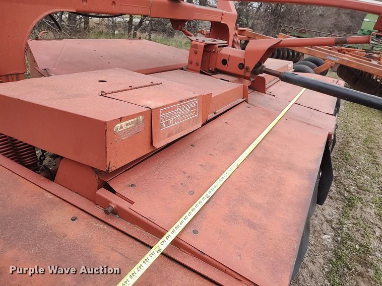 image for item DQ0389 1993 Hesston 1340  swather / windrower