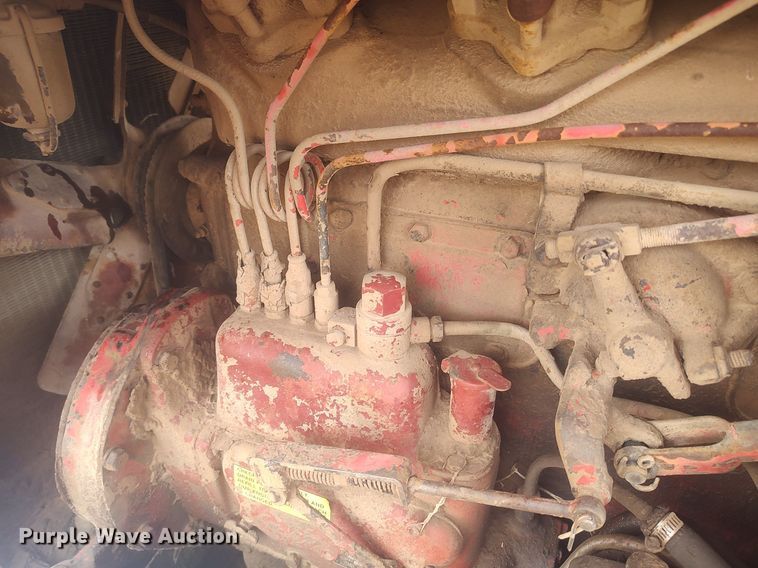 image for item DQ0391 Hough TD-9  track loader