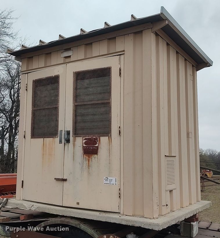 image for item DQ0392 Metal shed