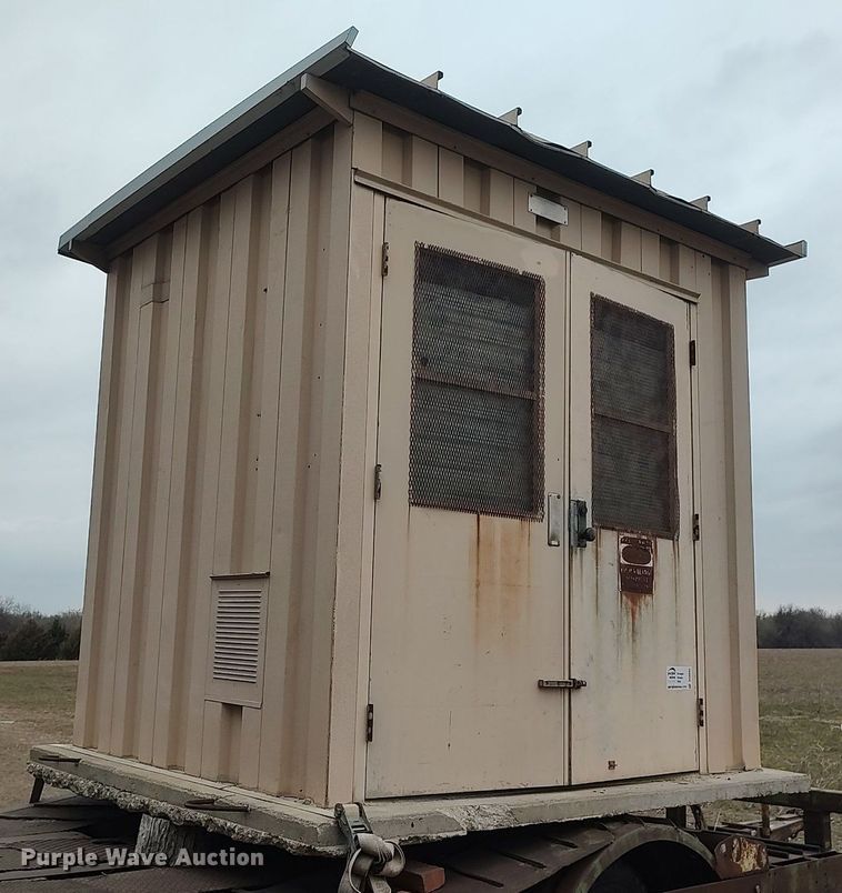 image for item DQ0392 Metal shed