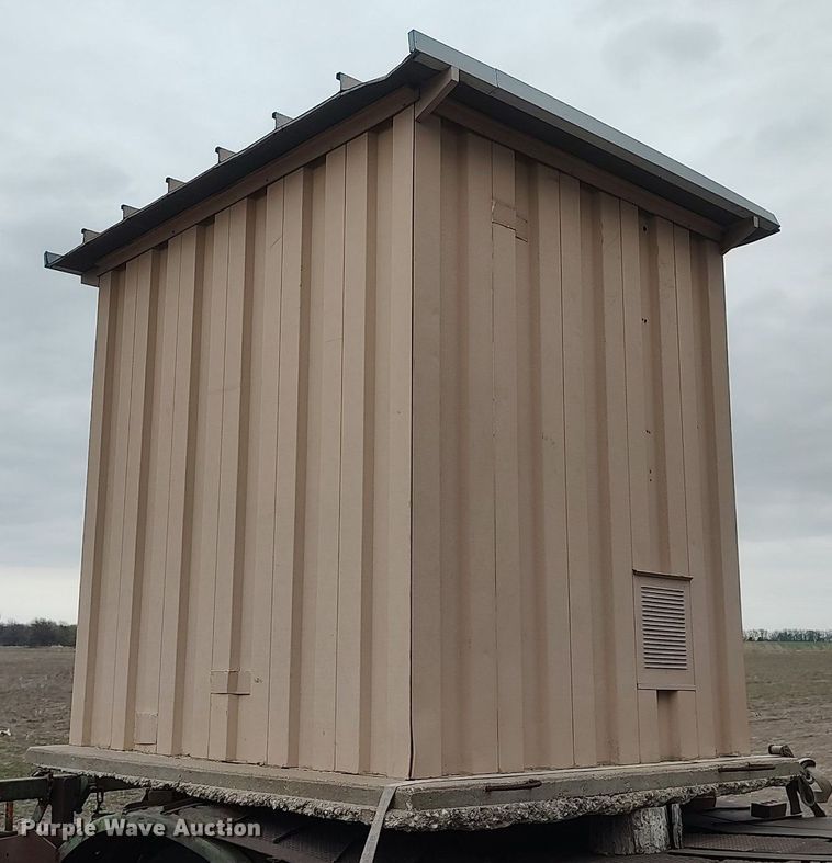image for item DQ0392 Metal shed