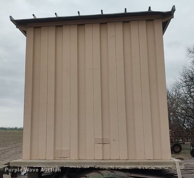 image for item DQ0392 Metal shed