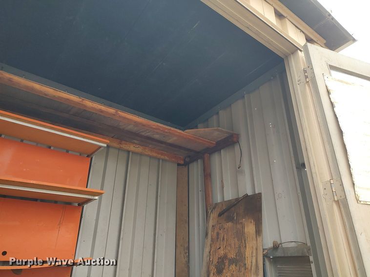 image for item DQ0392 Metal shed