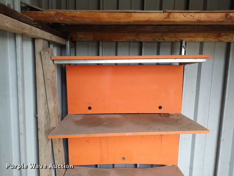 image for item DQ0392 Metal shed