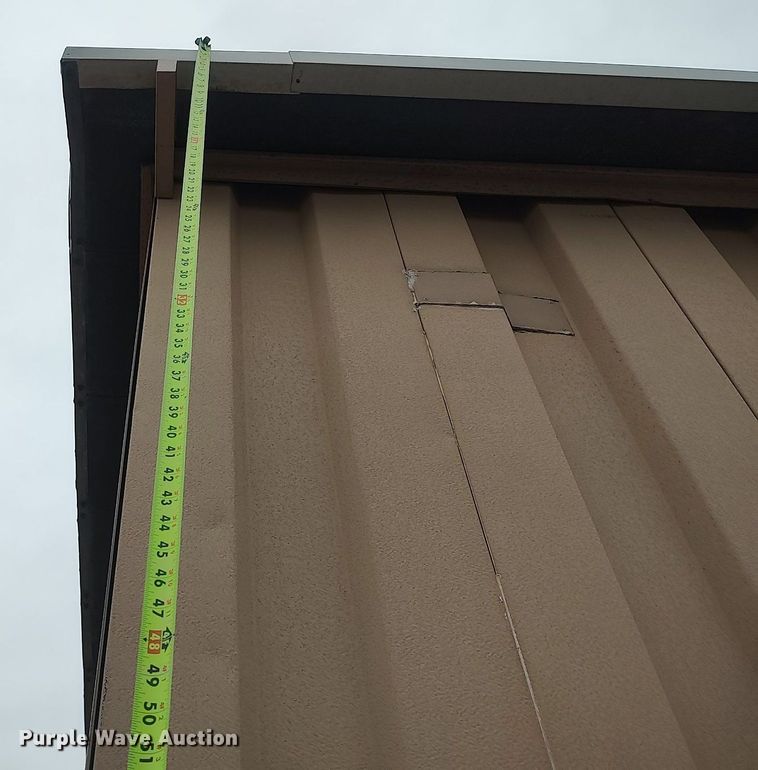 image for item DQ0392 Metal shed