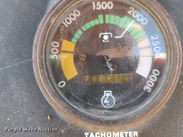 image for item DQ0396 1973 Case 1175 Agri King  tractor