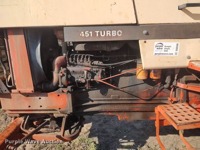 image for item DQ0396 1973 Case 1175 Agri King  tractor