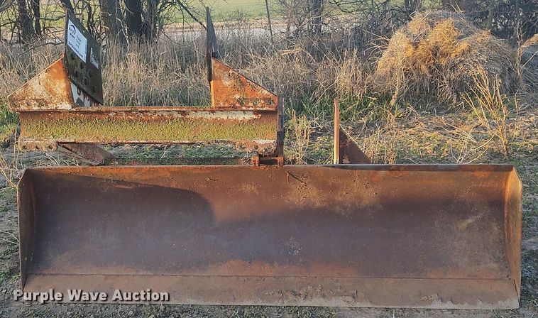 image for item DQ0422 8' W dozer blade