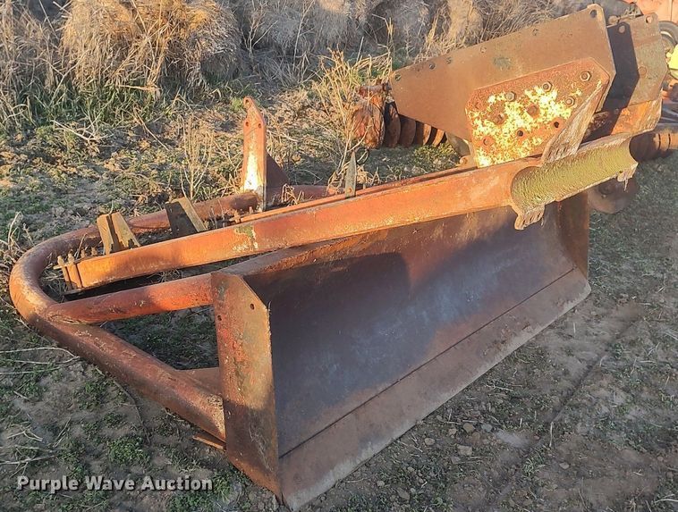 image for item DQ0422 8' W dozer blade