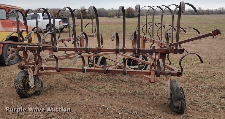 image for item DQ0462 Spring tooth harrow