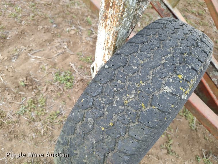 image for item DQ0462 Spring tooth harrow