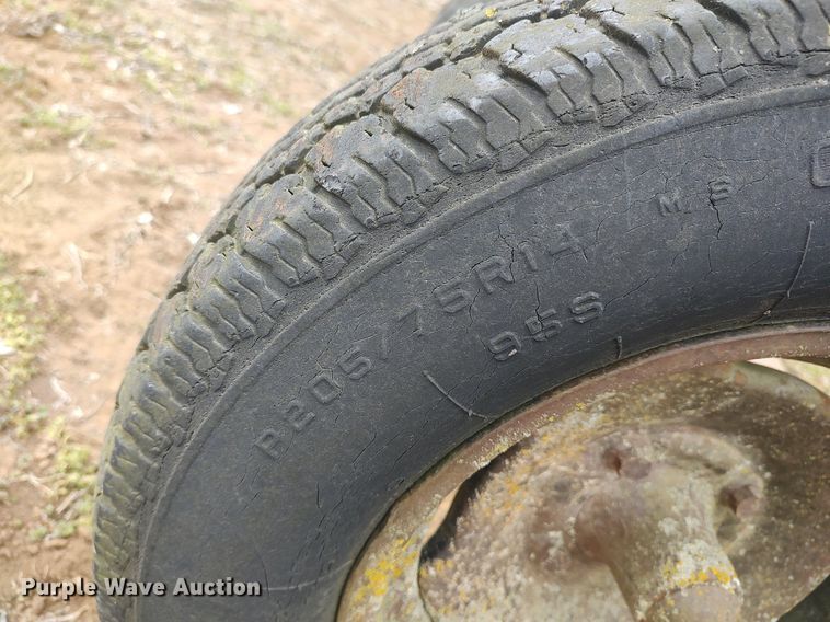 image for item DQ0462 Spring tooth harrow