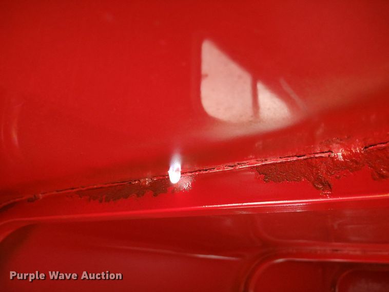 image for item DQ1589 1998 Titan Renegade II  livestock trailer