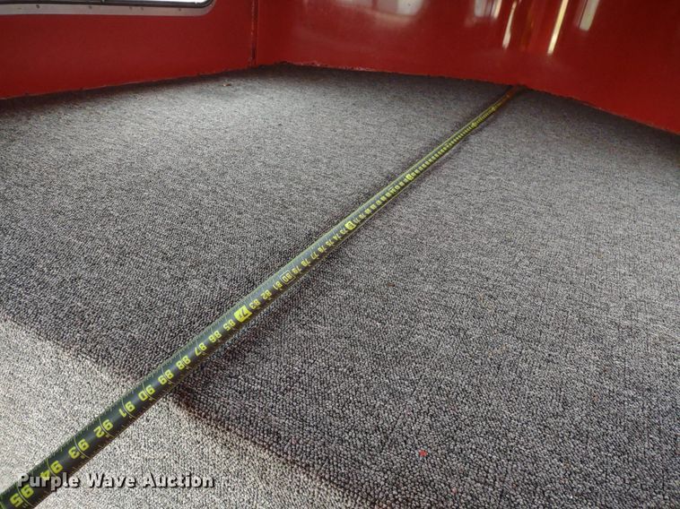 image for item DQ1589 1998 Titan Renegade II  livestock trailer