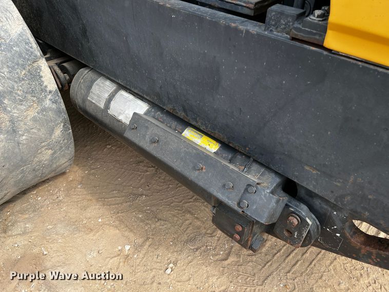 image for item DQ1987 1993 Caterpillar Challenger 85C  tractor