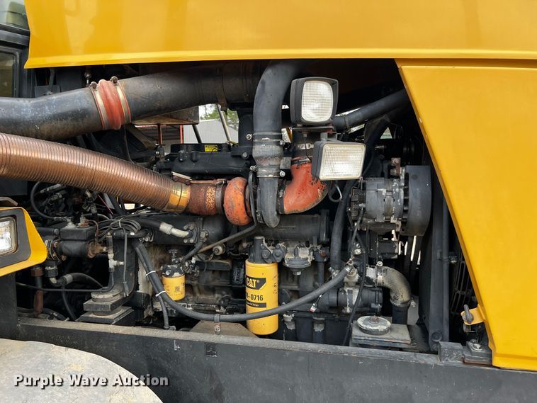 image for item DQ1987 1993 Caterpillar Challenger 85C  tractor